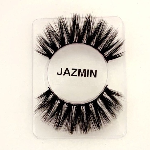 Eyelashes - Picture 8 of 11